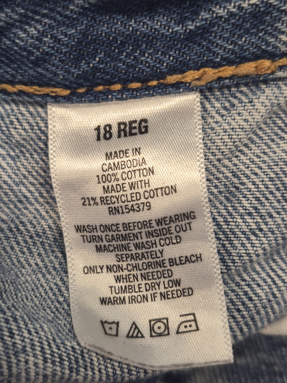5/25 Light Blue Distressed Ripped Jeans - Picture 5 of 5